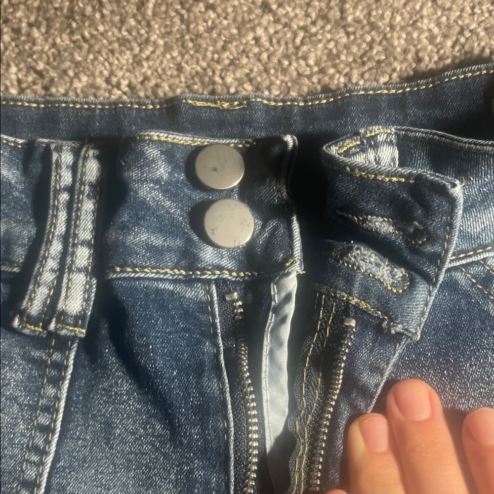 Classic Blue Women's Jeans - Picture 3 of 6